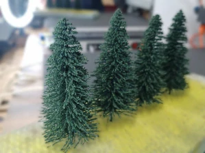 Jehličnaté stromy 100 mm (set 4ks)
