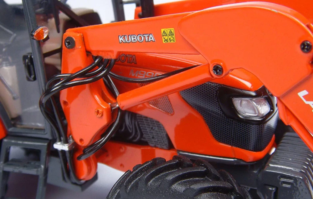 Traktor Kubota M9960s 1:32